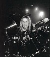 Nicko McBrain